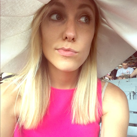 Meet your posher, Clara!🍓 - Picture 1 of 1